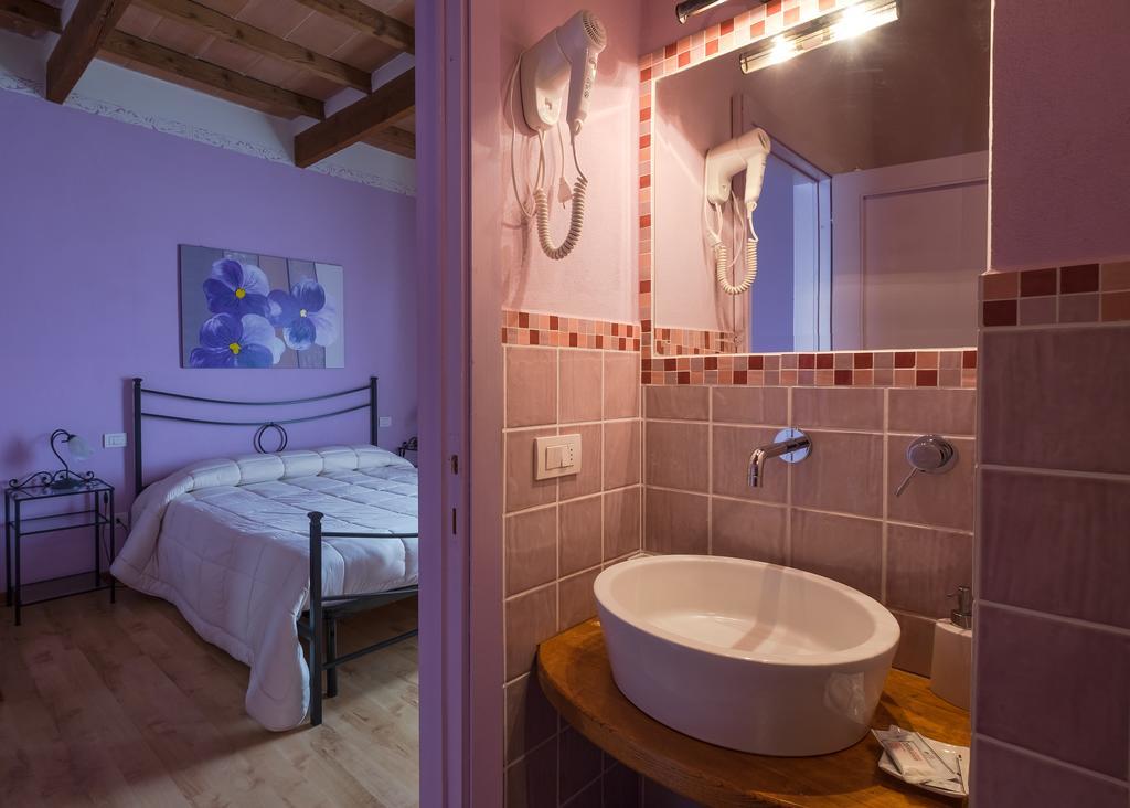 Giannetti Bed & Breakfast Villa Poggio alle Mura Room photo